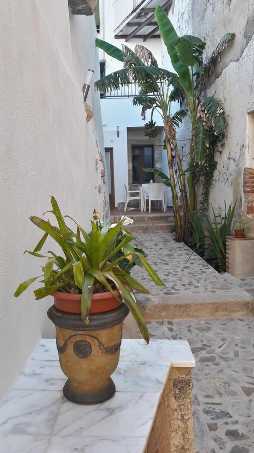 Diana Jardin Apartment Caceres Luaran gambar